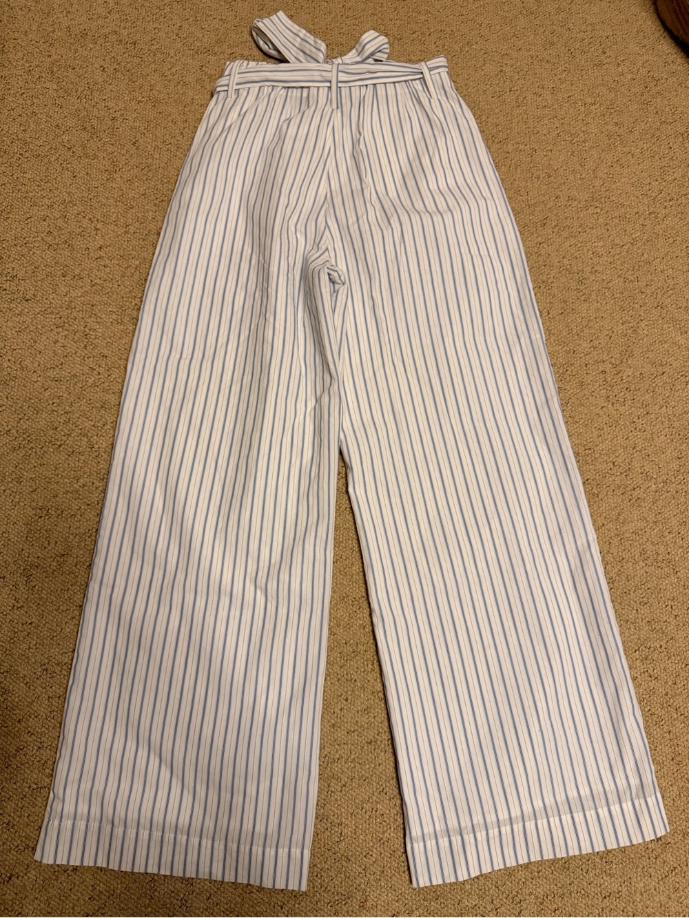 Abercrombie & Fitch Wide leg High-Waist Pants - Picture 2 of 3